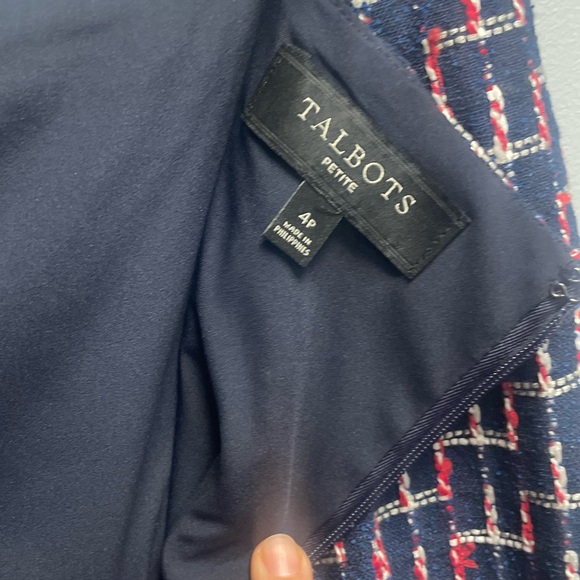 Talbots textured tweed pencil skirt fringe hem, Navy/Red size 4P - Picture 6 of 6